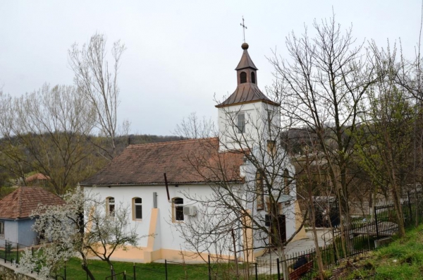 Parohia Jupalnic din municipiul Orşova va primi vizita ierarhului mehedinţean