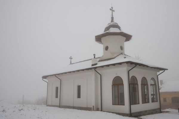 Nou preot slujitor la Mănăstirea Cârjei