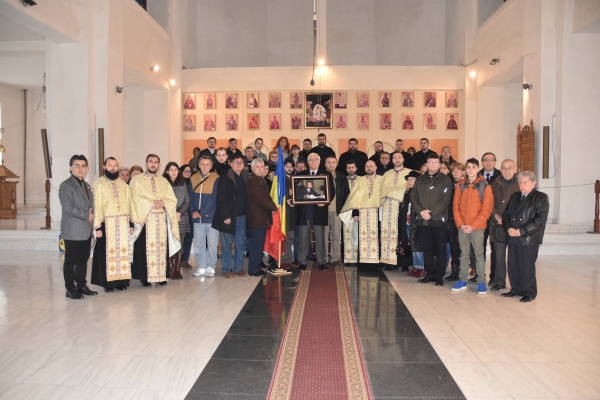 Severinenii s-au rugat pentru odihna regelui Mihai I al României în Catedrala Episcopală