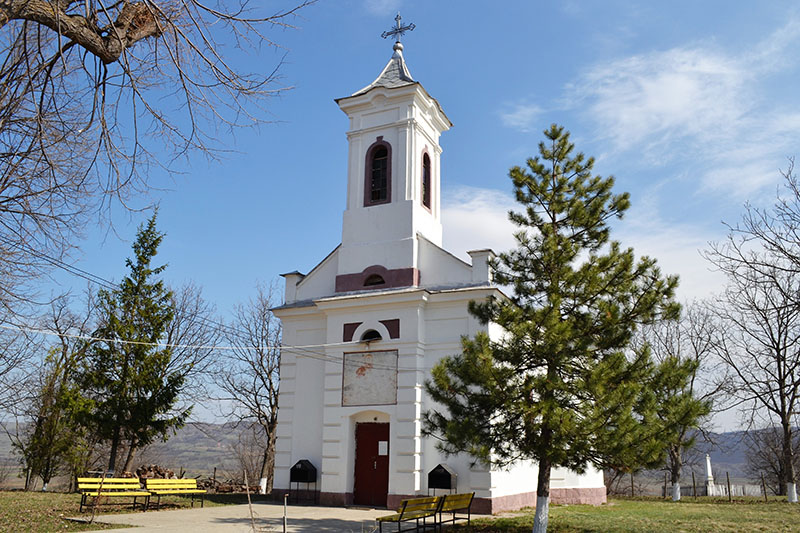 biserica comanda