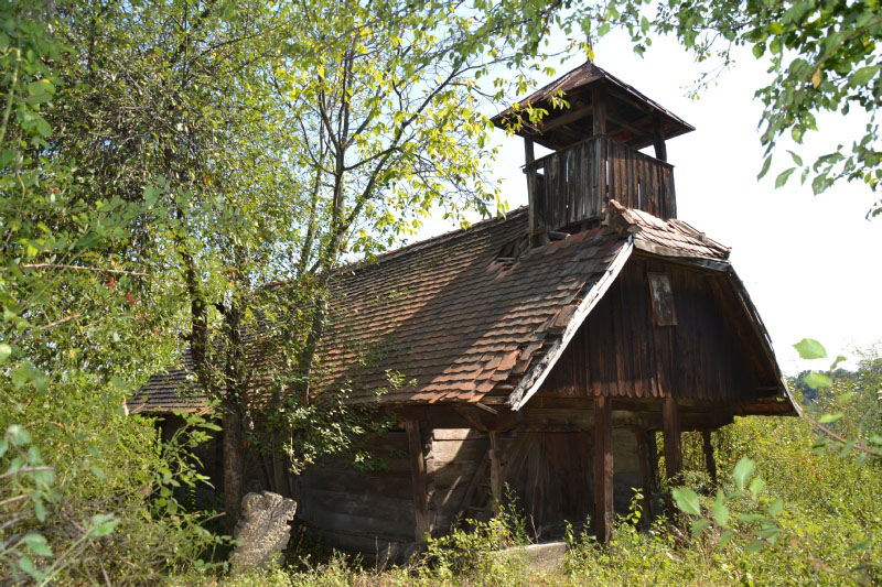 biserica valea ursului