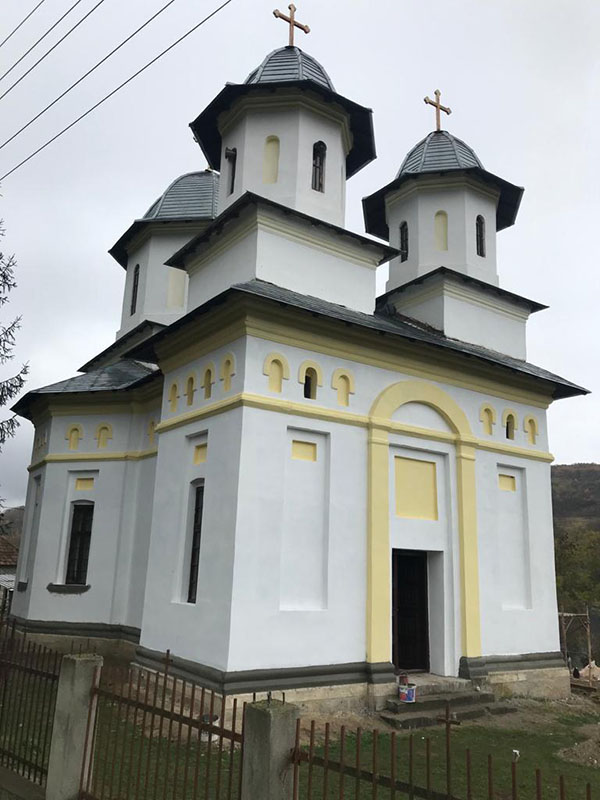 biserica slatinic
