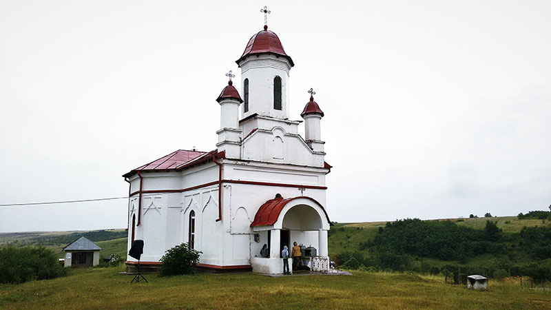 biserica corzu