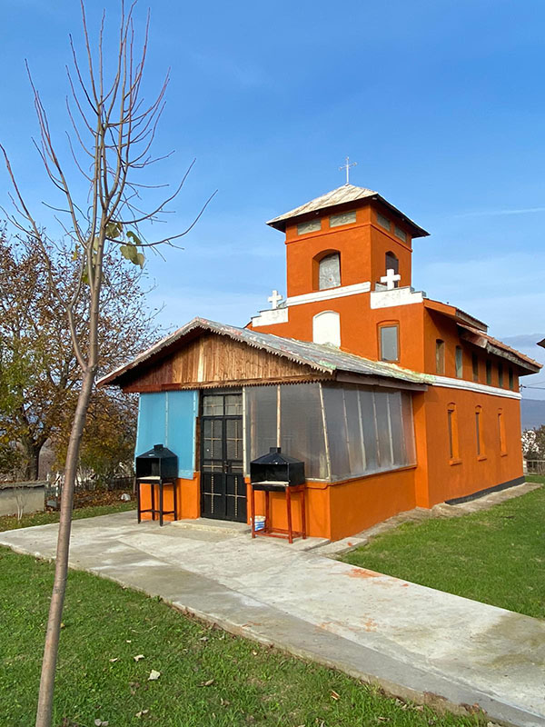 biserica maru rosu