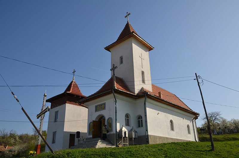 biserica poroina mare