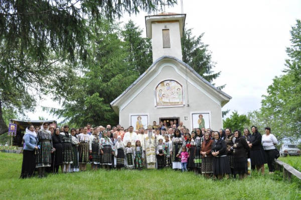Liturghie Arhierească la biserica din Prejna, ctitorie a lui Tudor Vladimirescu