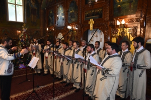 Corul Kinonia al Episcopiei Severinului și Strehaiei a încheiat periplul colindelor de anul acesta