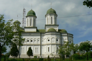 Slujire arhierească cu ocazia praznicului Sfântul Ioan Botezătorul, hramul bisericii Grecescu din Severin