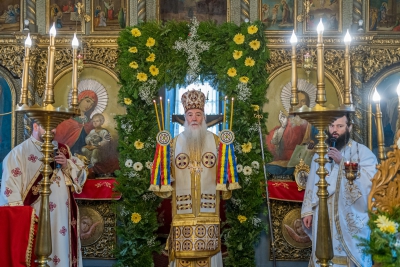 Slujbă arhierească la Parohia „Adormirea Maicii Domnului - Maioreasa” din Drobeta Turnu Severin