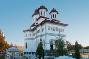 Parohia Schela Nouă din Drobeta Turnu Severin la ceas de sărbătoare