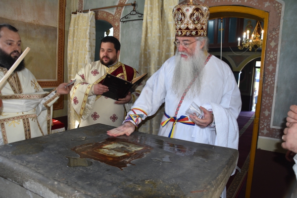Biserica din satul Bârlogeni a fost resfințită