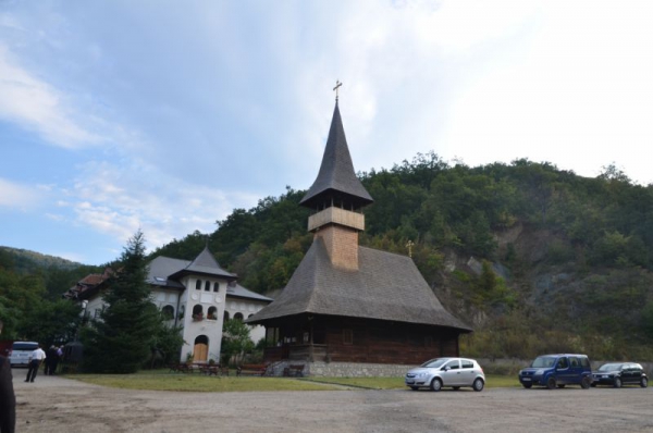 Hram la Mănăstirea Vodiţa