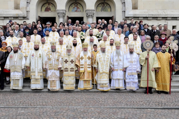 Preasfinţitul Nicodim la Praznicului Bunei Vestiri, hramul Mitropoliei Clujului