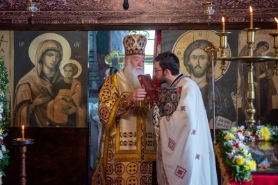 Slujire arhierească la hramul Mănăstirii Baia de Aramă