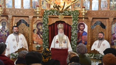 Hramul singurei biserici din Mehedinți care îl are ca ocrotitor pe Sfântul Apostol Andrei