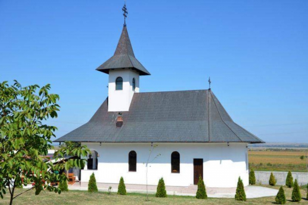 Sâmbătă, 1 septembrie, este hramul mănăstirii Jiana
