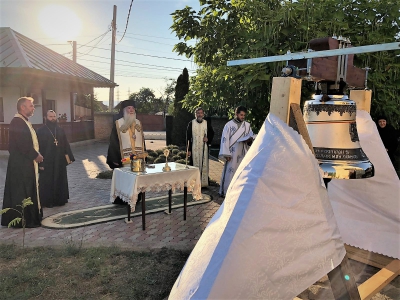 Sfințire de clopot la Mănăstirea Cerneți