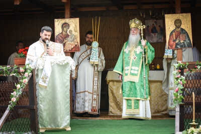 Mănăstirea Cerneți și-a serbat cu anticipație hramul