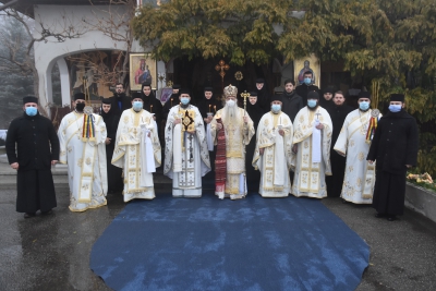 Sfințirea Altarului de vară al Mănăstirii "Sfânta Ana" din municipiul Orșova