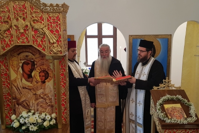 Sfințirea paraclisului parohial ,,Sfinții Părinți Ioachim și Ana" din Baia de Aramă