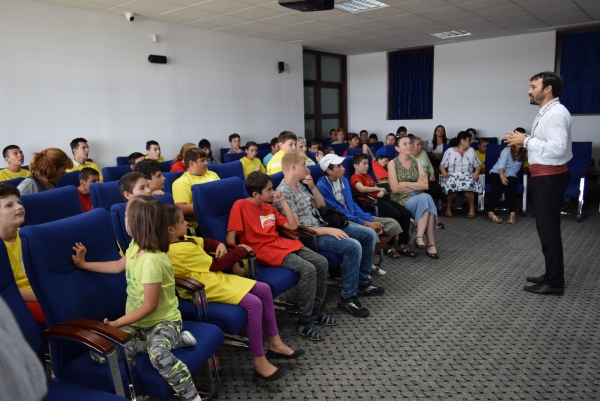 "100 de file de istorie din Cartea Unirii" - Activitate culturală la Muzeul Regiunii Porțile de Fier