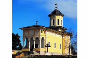 Liturghie arhierească la Parohia Sfântul Apostol Andrei - Aluniş din Severin