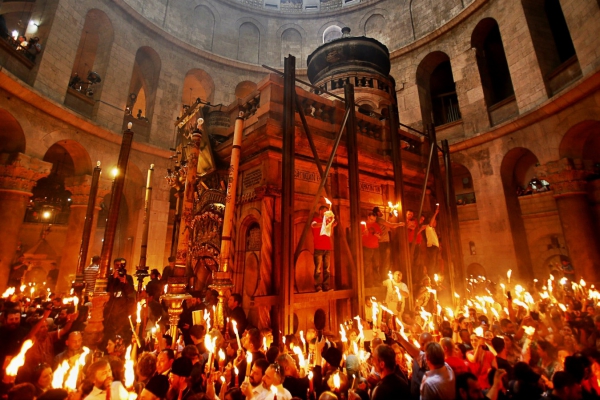 Praznicul "Învierii Domnului" sărbătorit la Catedrala episcopală din Severin