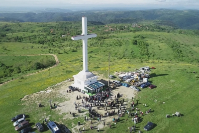 De praznicul Înălţării Sfintei Cruci, Preasfinţitul Părinte Nicodim va sluji Sfânta Liturghie pe dealul Chiciora