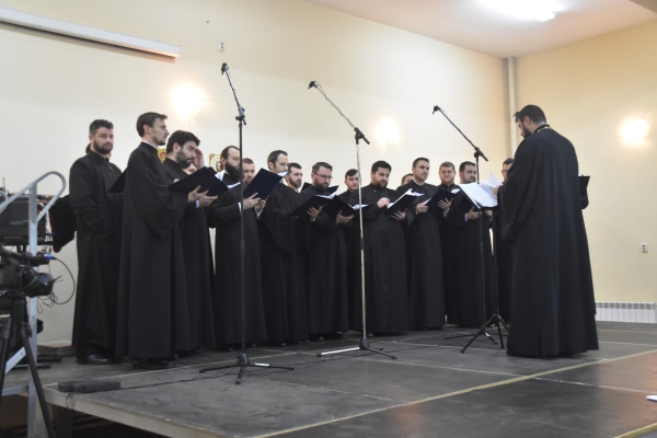 Corul Kinonia a concertat la Eșelnita