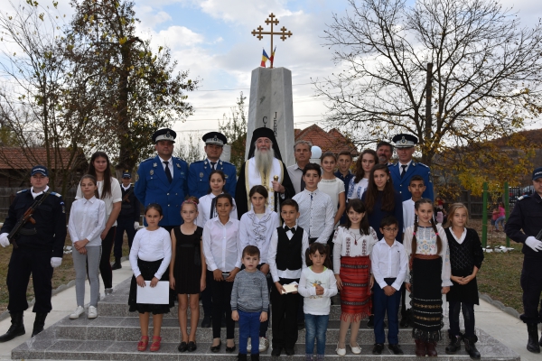 A fost sfințit un monument ridicat în an centenar dedicat eroilor satului Jirov