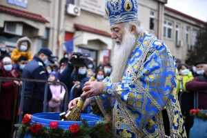 Sărbătoarea Botezului Domnului la Catedrala Episcopală și în Portul Drobeta Turnu Severin