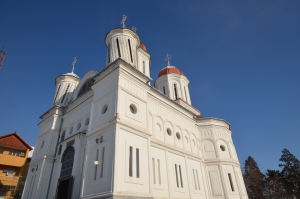 Erarhul mehedinţenilor va sluji la Hramul bisericii Grecescu