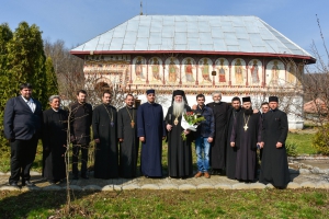 Slujire arhierească la parohia Jirov în Duminica Fiului Risipitor