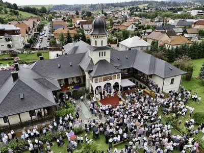 Mănăstirea „Sfântul Proroc Ilie Tesviteanul” din Toplița și-a serbat hramul istoric