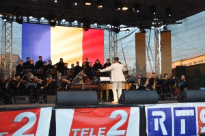 Corul Kinonia a concertat alături de orchestrele reunite "Lăutarii Mehedințiului" și "Maria Tănase"