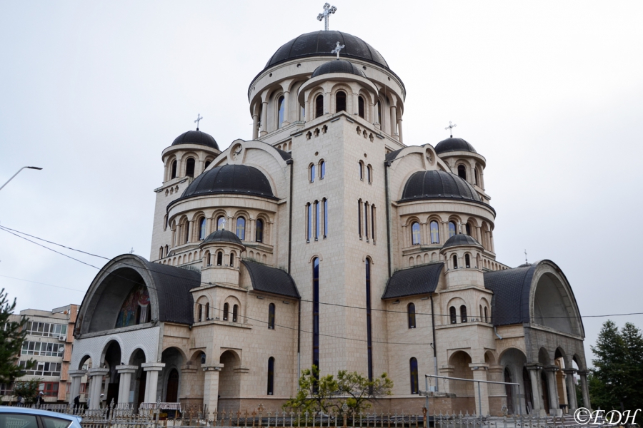 Preasfinţitul Nicodim va sluji duminică în Catedrala Adormirea Maicii Domnului din Deva