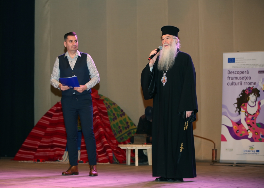 Preasfințitul Părinte Nicodim a participat la festivalul de închidere a proiectului ,,Descoperiți frumusețea culturii rrome&quot;