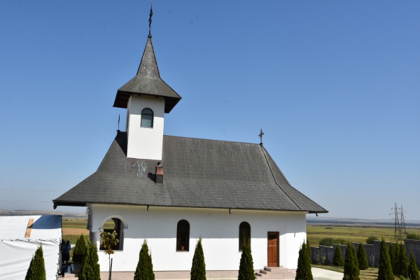 Liturghie Arhierească la hramul mănăstirii Jiana