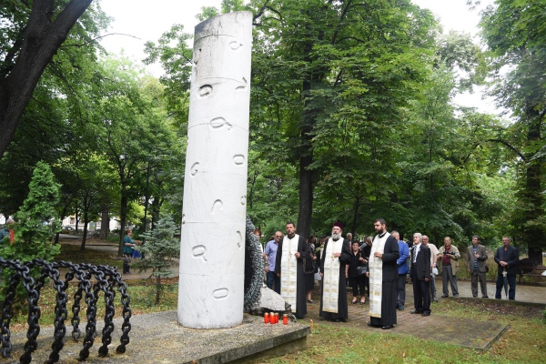 Slujbă de pomenire la 68 de ani de la deportările în Bărăgan