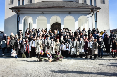 Slujire arhierească la Catedrala Episcopală în noaptea dintre ani şi de praznicul Tăierii Împrejur a Mântuitorului