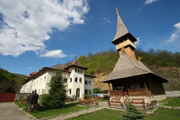 Mănăstirea Vodiţa îşi va prăznui hramul de vară