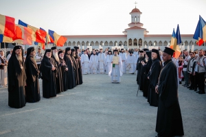 Sfințirea Paraclisului Mănăstirii Văcăreștii Noi, importantă pentru români, pentru toți cei ce au suferit