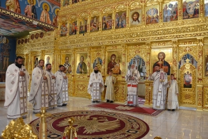 Slujre arhierească la Catedrala din Drobeta Turnu Severin