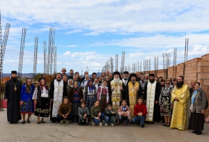 Sobor de arhierei la punerea pietrei de temelie a paraclisului Mănăstirii Godeanu