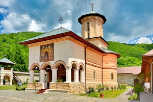 Preasfinţitul Nicodim va sluji la hramul Mănăstirii Polovragi