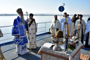 Procesiune de Bobotează în Episcopia Severinului şi Strehaiei