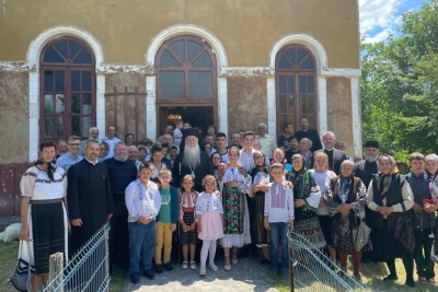 Slujbă arhierească la Gornenți, filie a parohiei Podeni