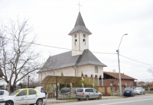 Biserica cu hramul „Sfântul Ioan Gură de Aur” din Drobeta Turnu Severin îşi serbează ocrotitorul