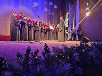 Corul bărbătesc Kinonia al Episcopiei Severinului si Strehaiei a susţinut la Drobeta Turnu Severin concertul de colinde „Hristos se Naşte, Slăviţi-L”