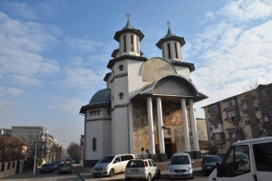 Liturghie Arhierească la Parohia "Nașterea Maicii Domnului - Meva"